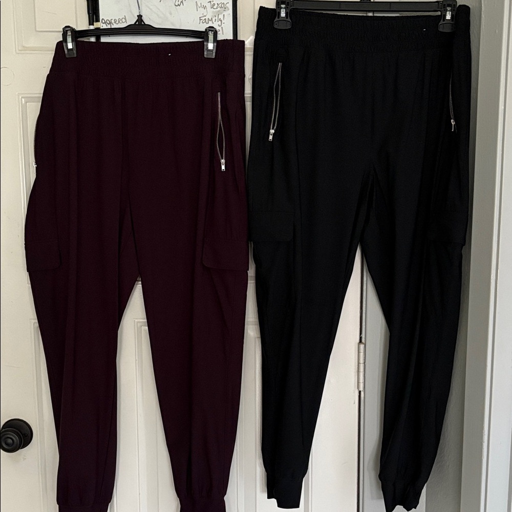 Old Navy Women's Track Pants - Black and Burgundy